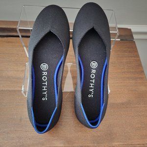 Rothy's Round Toe Flat in Black Size 8